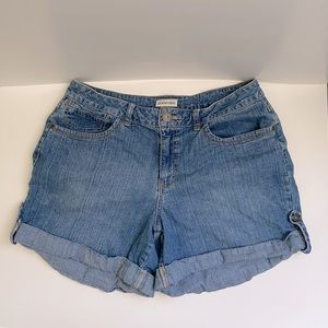 SOLD!!! St. John’s Bay Cuffed Denim Short. Size 14.